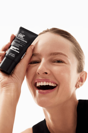 The One SPF 50 Invisible Sunscreen Gel, Value Size